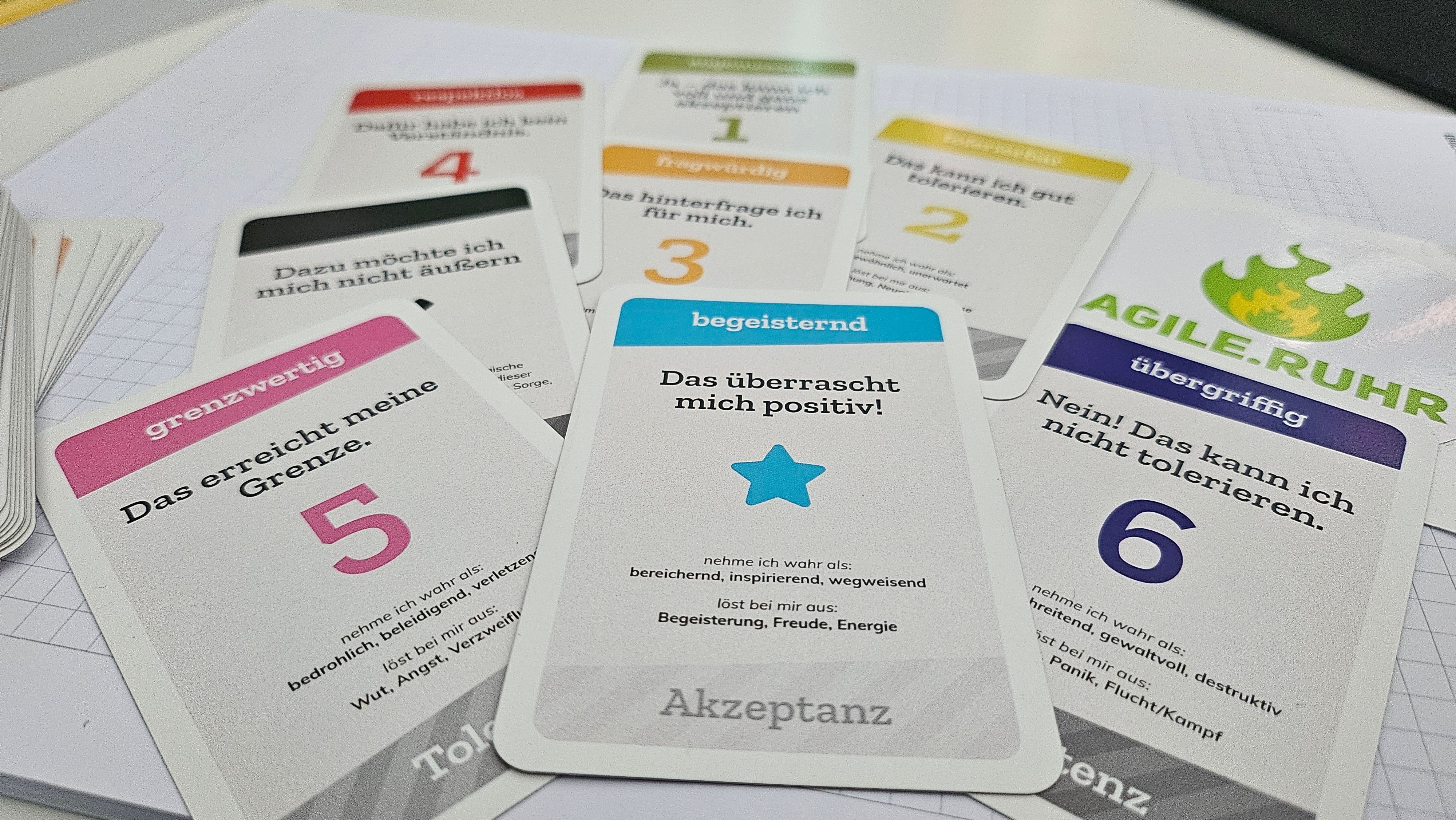 Poker cards for tolerance poker